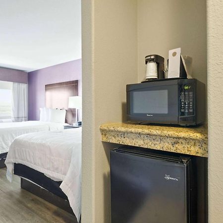 La Quinta By Wyndham Henderson-Northeast Denver Exterior photo