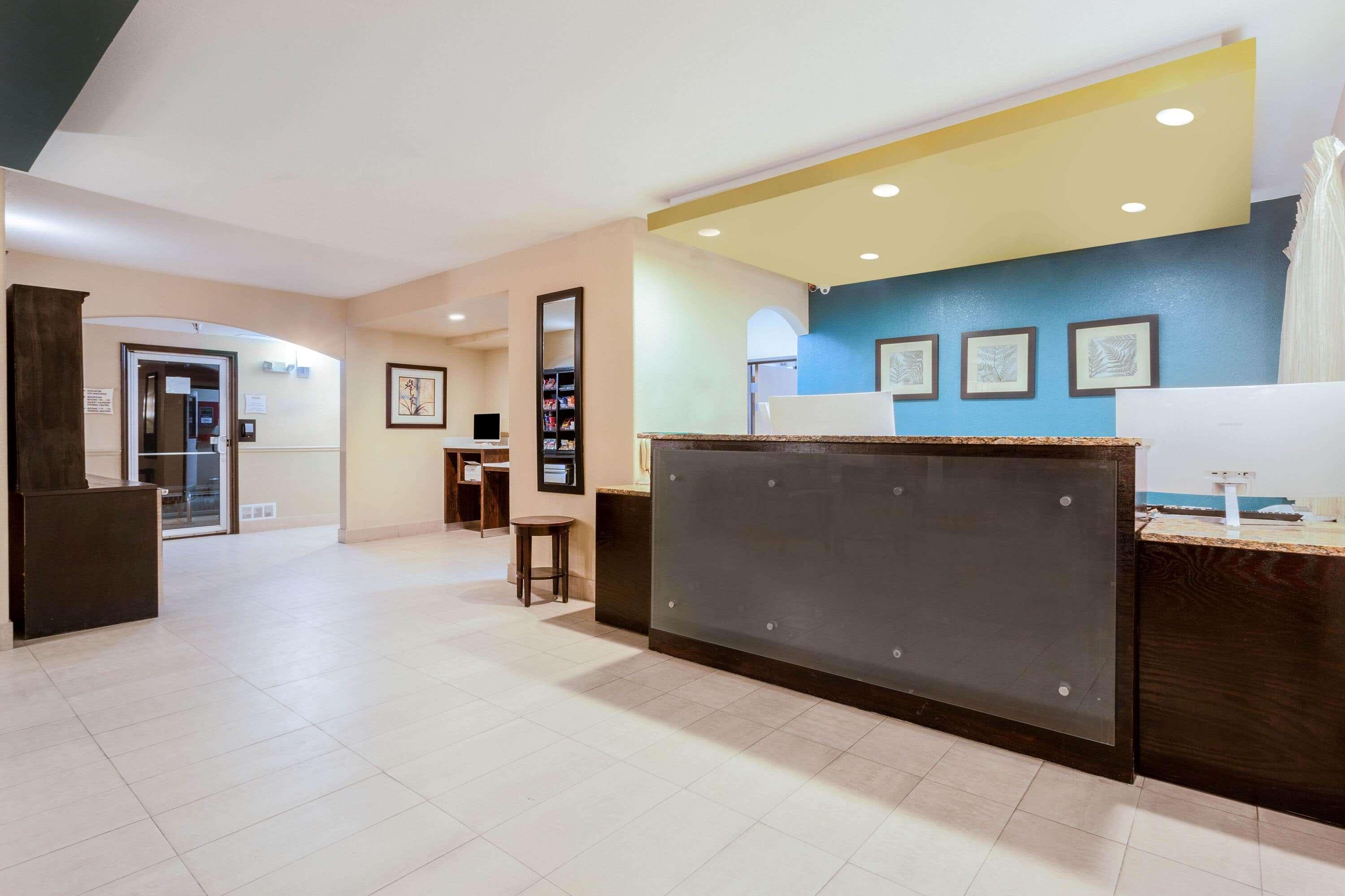 La Quinta By Wyndham Henderson-Northeast Denver Exterior photo