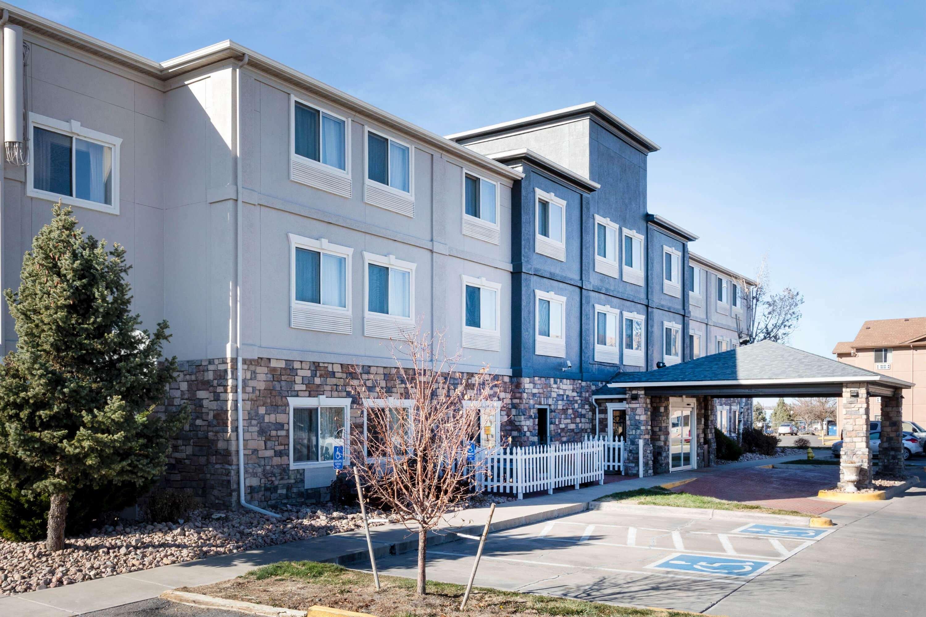 La Quinta By Wyndham Henderson-Northeast Denver Exterior photo